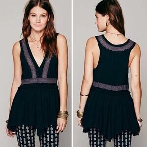 FREE PEOPLE Intimately Lace Inset Eyelet Tunic Top Raw Hem Black Small V Neck